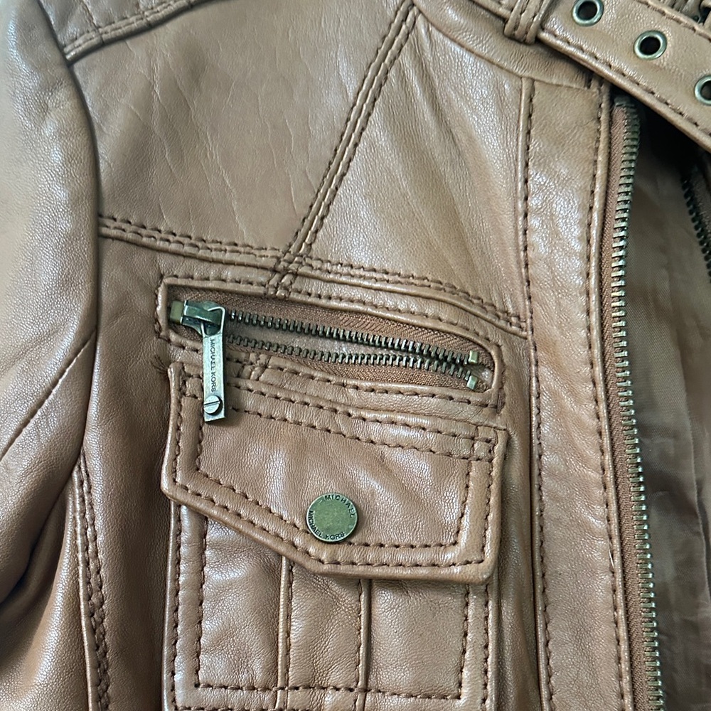 Michael Kors Tan Leather Jacket, Soft and Vintage - Picture 13 of 14